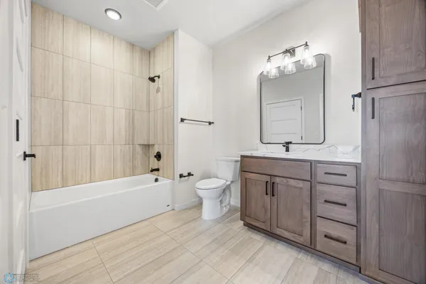 $450,000 | 234 Main Avenue, Unit 612, Fargo, ND 58103