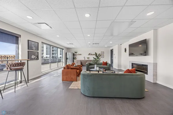 $450,000 | 234 Main Avenue, Unit 612, Fargo, ND 58103