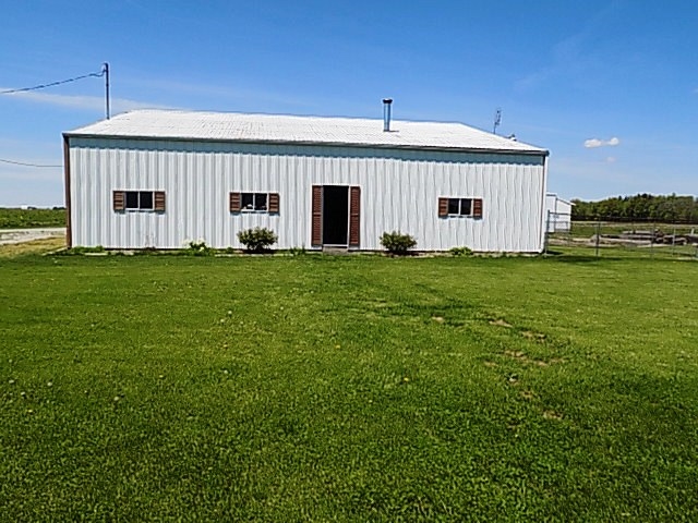 9350 North 500th Road East Decatur, IN 46733 - Photo 10 of 36