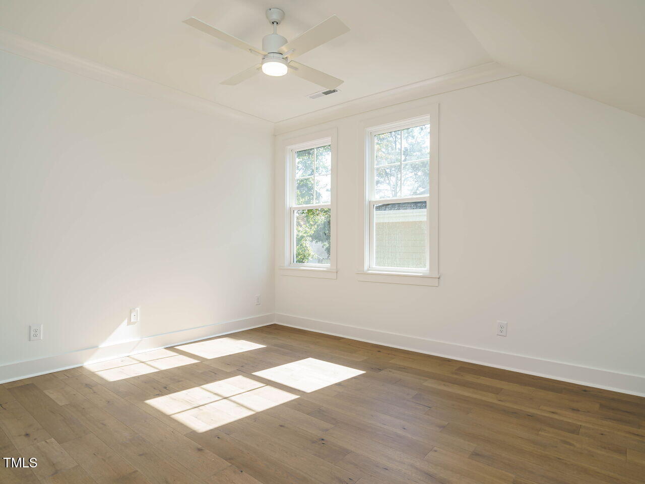 1804 Bickett Boulevard Raleigh, NC 27608 - Photo 38 of 56 038-1280x960-bedroom