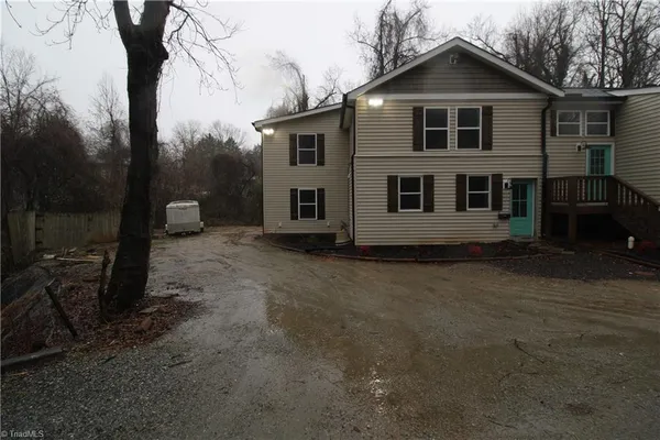 $2,000 | 840 Magnolia Street, Winston-Salem, NC 27103