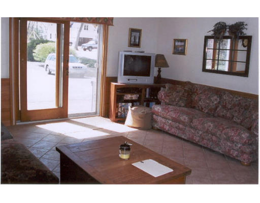 194 Westview Road Lowell, MA 01851 - Photo 6 of 14 Gallery Image 6