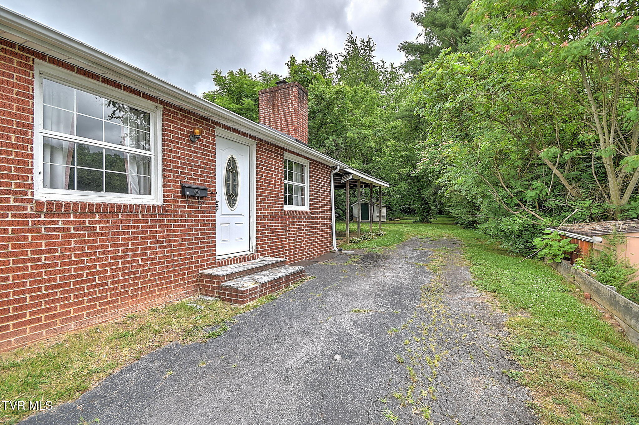108 Broadview Street Kingsport, TN 37665 - Photo 29 of 35 34-web-or-mls-108 Broadview GUnit-35