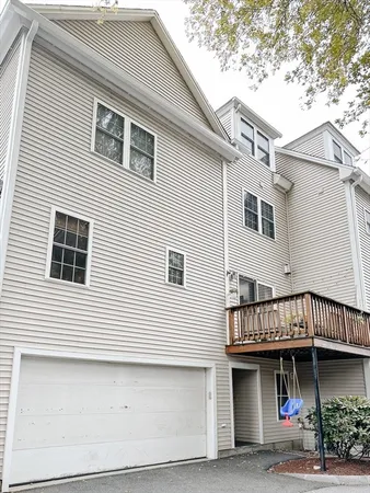 $3,600 | 555 Main Street, Unit 9, Woburn, MA 01801