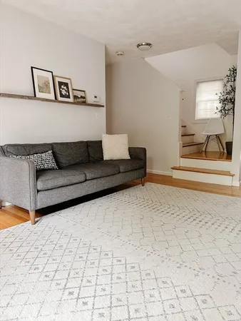 $3,600 | 555 Main Street, Unit 9, Woburn, MA 01801