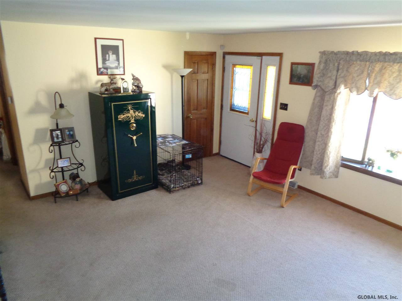 104 Peyton Road Rotterdam, NY 12303 - Photo 9 of 21 Photo 9