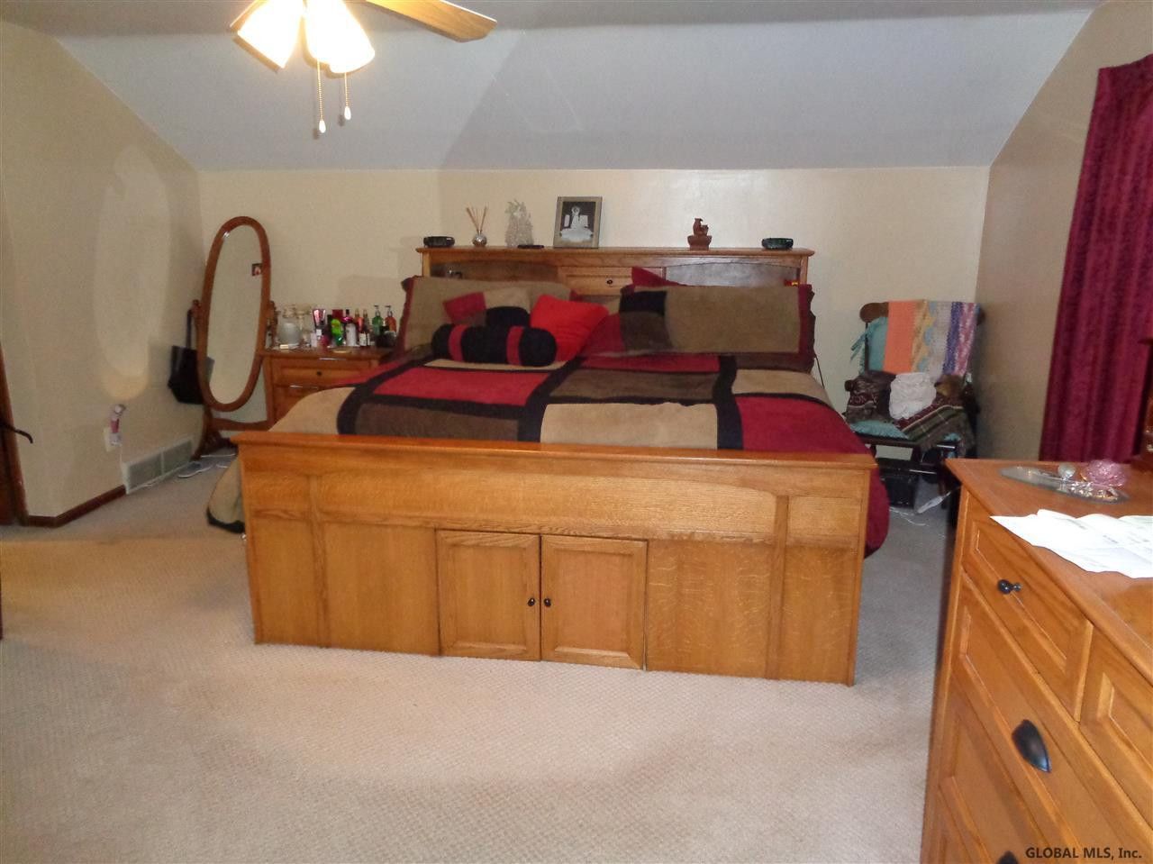 104 Peyton Road Rotterdam, NY 12303 - Photo 10 of 21 Photo 10