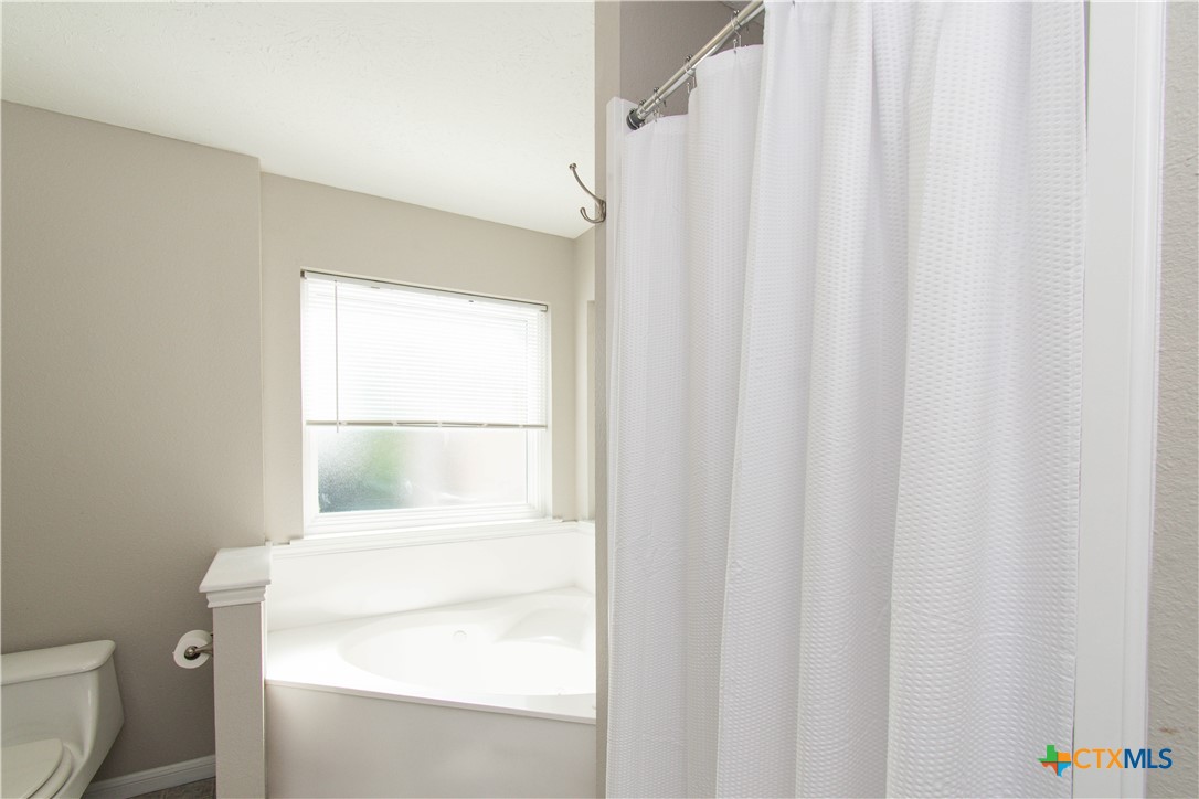 18 Morgan's Point Boulevard Belton, TX 76513 - Photo 20 of 40