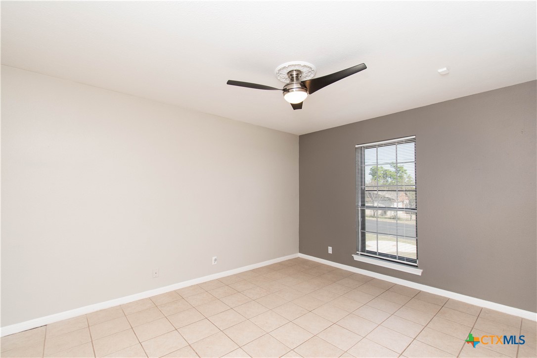 18 Morgan's Point Boulevard Belton, TX 76513 - Photo 24 of 40