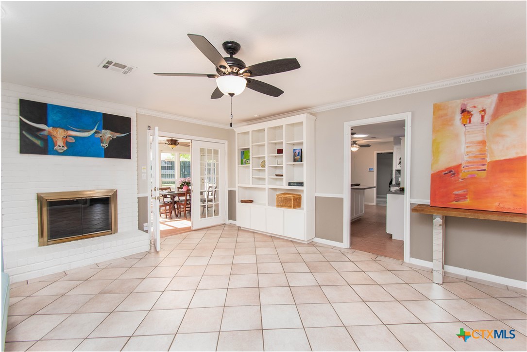 18 Morgan's Point Boulevard Belton, TX 76513 - Photo 5 of 40