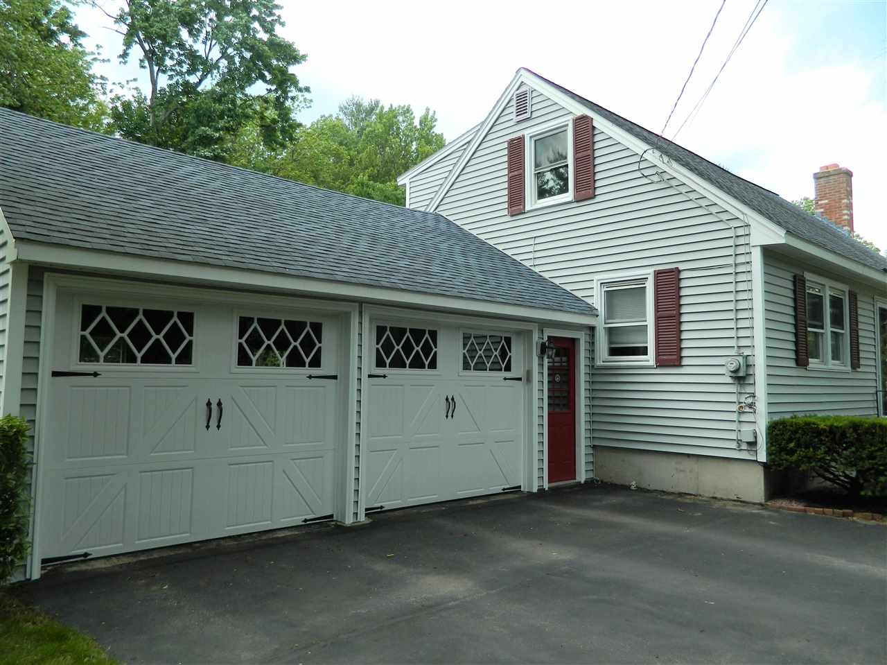347 Main Dunstable Road Nashua, NH 03062 - Photo 3 of 18