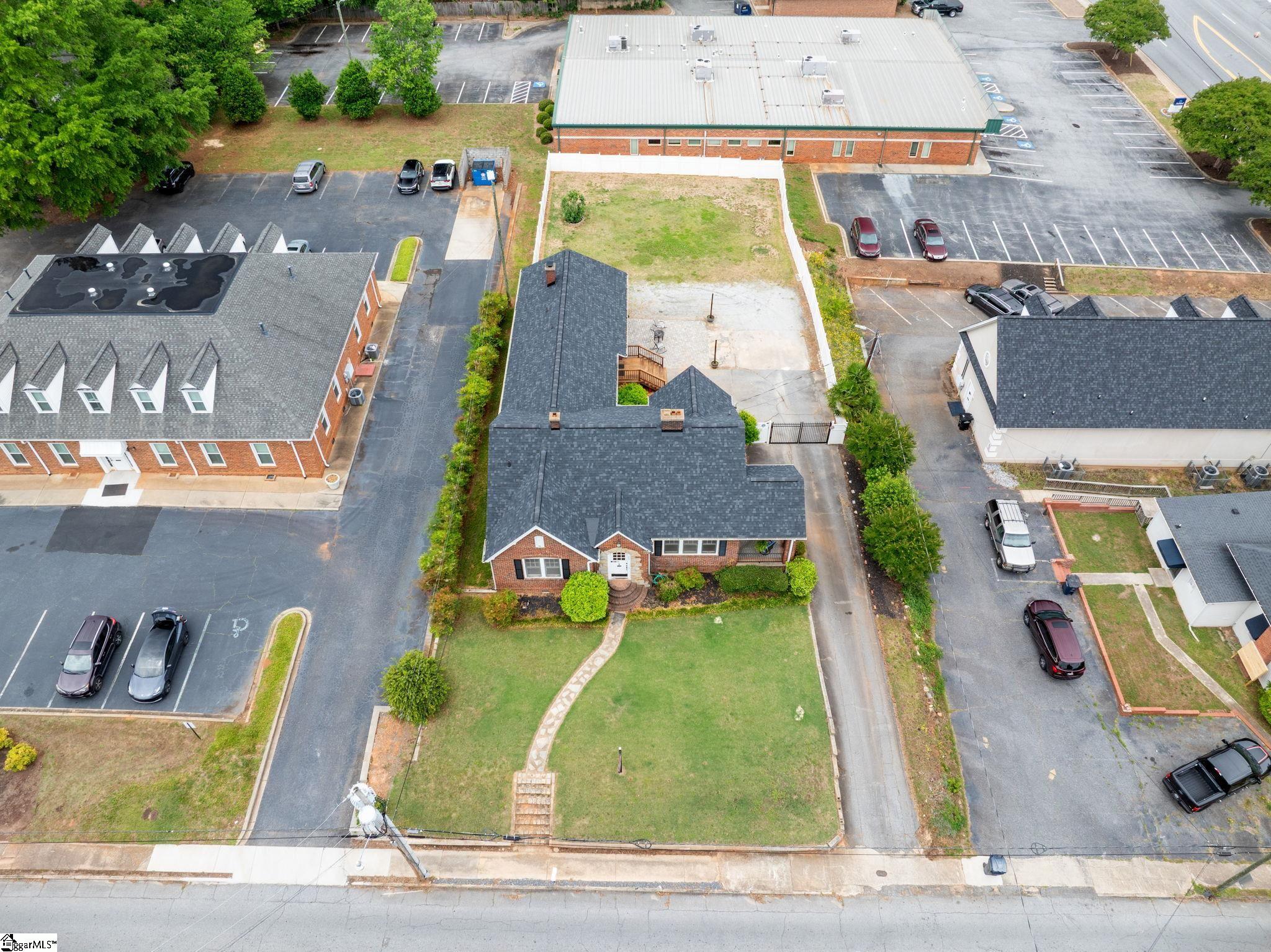 305 East Calhoun Street Anderson, SC 29621 - Photo 38 of 46