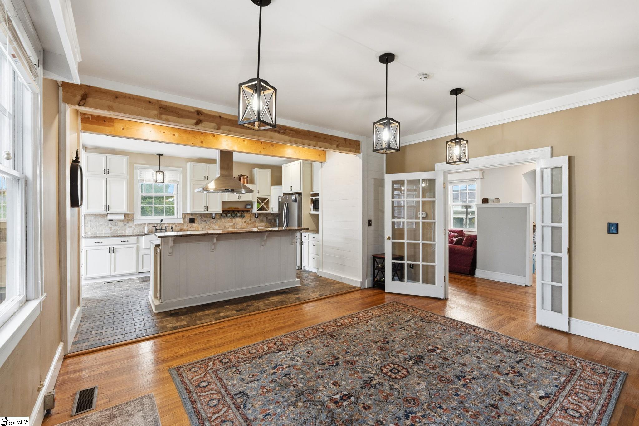 305 East Calhoun Street Anderson, SC 29621 - Photo 9 of 46