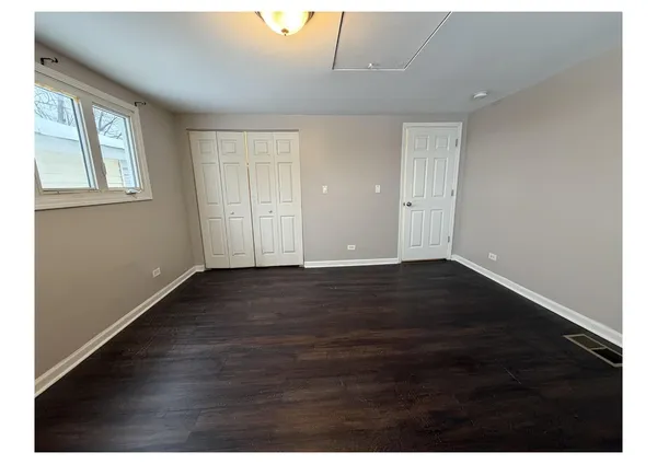 $2,200 | 4129 West 90th Street, Unit 4129, Hometown, IL 60456