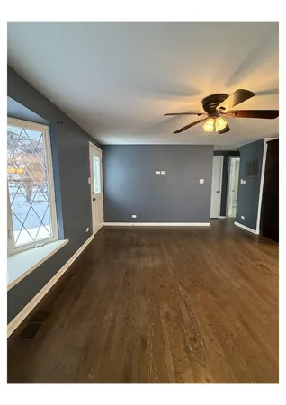 $2,200 | 4129 West 90th Street, Unit 4129, Hometown, IL 60456