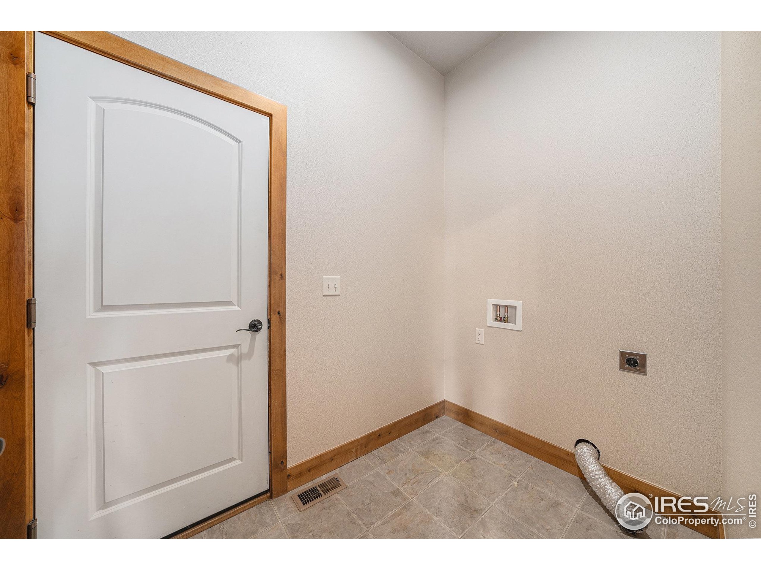 20199 Leola Way Eaton, CO 80615 - Photo 13 of 31