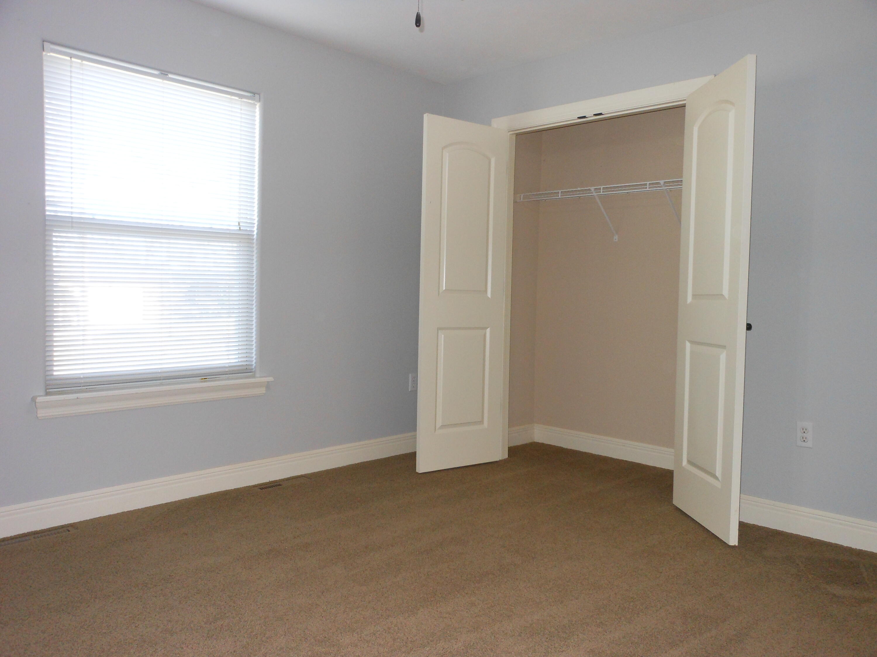 384 Tate Road Ridgedale, MO 65739 - Photo 20 of 27 Bedroom 2