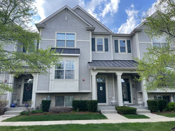 $699,000 | 1986 Dauntless Drive, Glenview, IL 60026