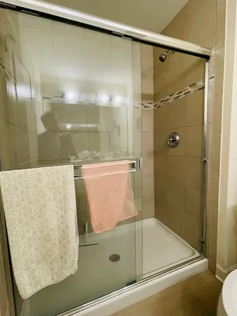 $699,000 | 1986 Dauntless Drive, Glenview, IL 60026