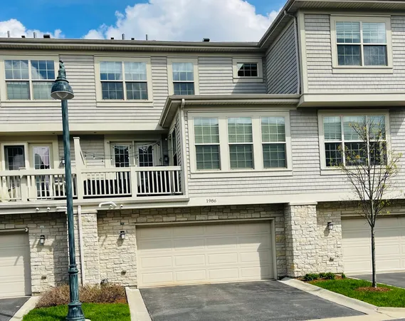 $699,000 | 1986 Dauntless Drive, Glenview, IL 60026