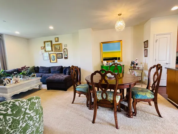 $699,000 | 1986 Dauntless Drive, Glenview, IL 60026