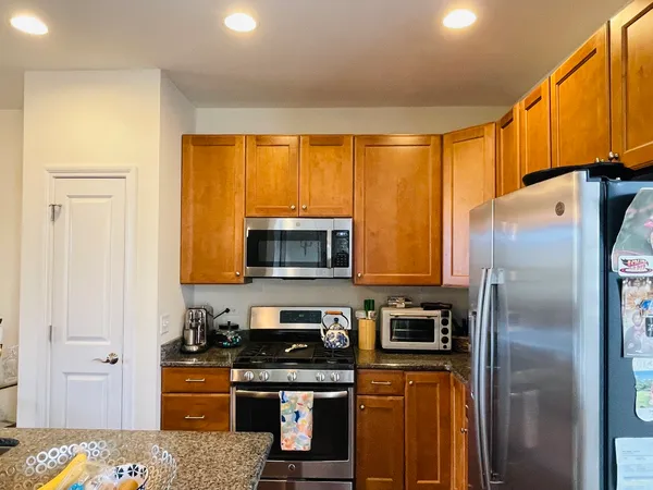 $699,000 | 1986 Dauntless Drive, Glenview, IL 60026