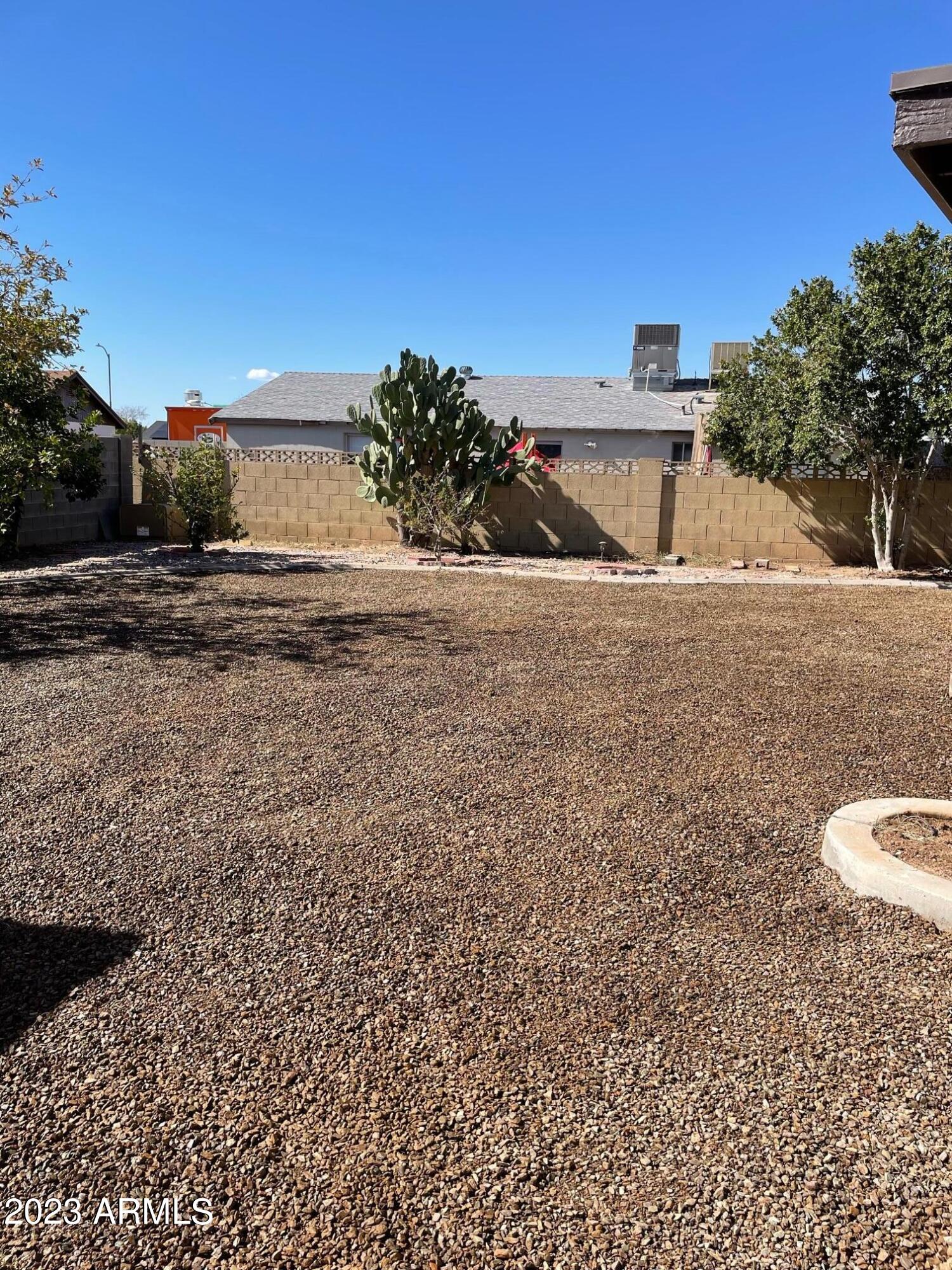 1541 West Thunderbird Road Phoenix, AZ 85023 - Photo 20 of 23 yard w/rocks