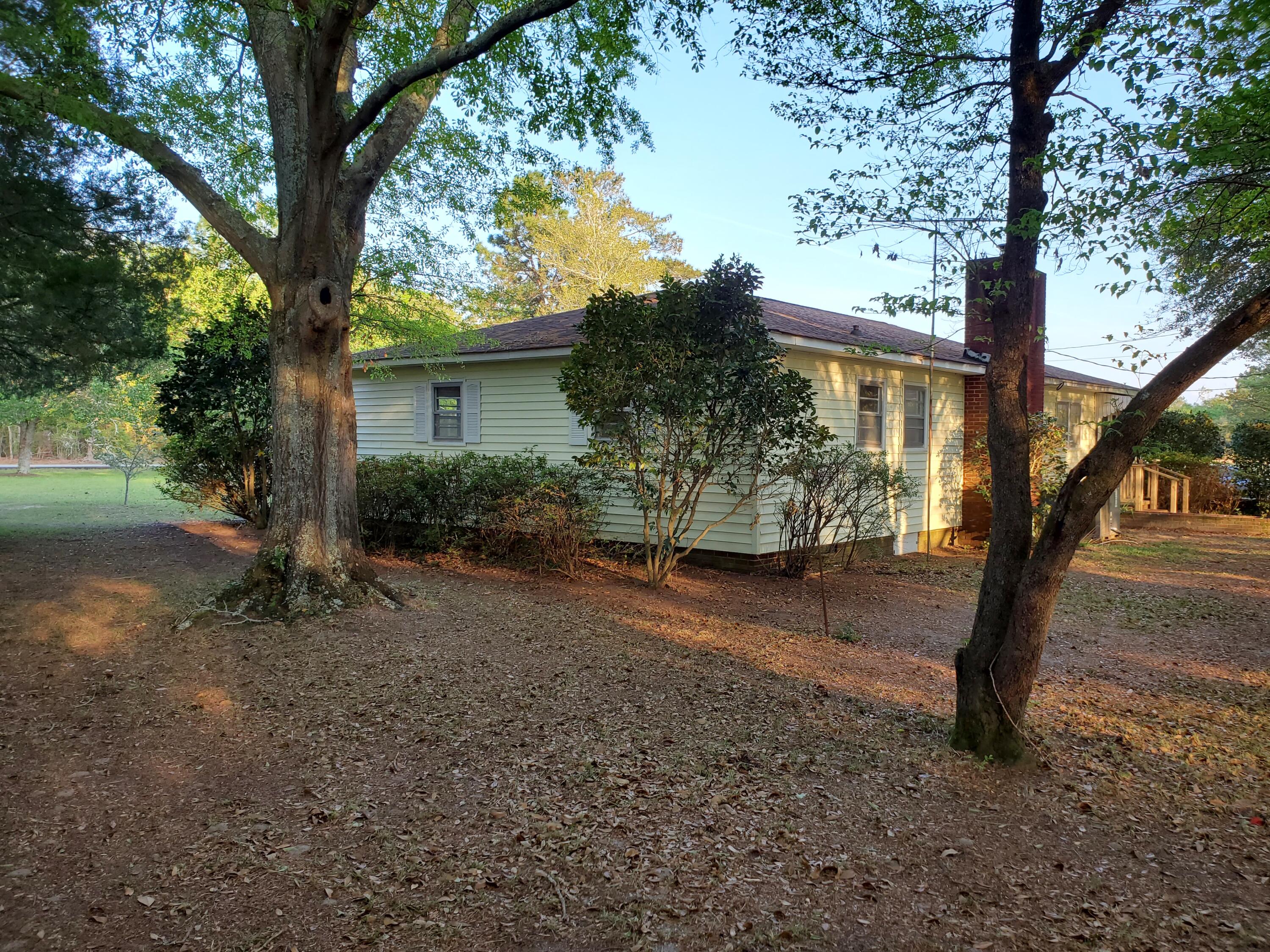 2481 Piper Road Aiken, SC 29805 - Photo 6 of 33