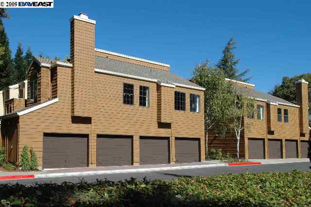 316 South Overlook Drive, Unit 131 San Ramon, CA 94582 - Photo 1 of 1 a front view of a house with a garden