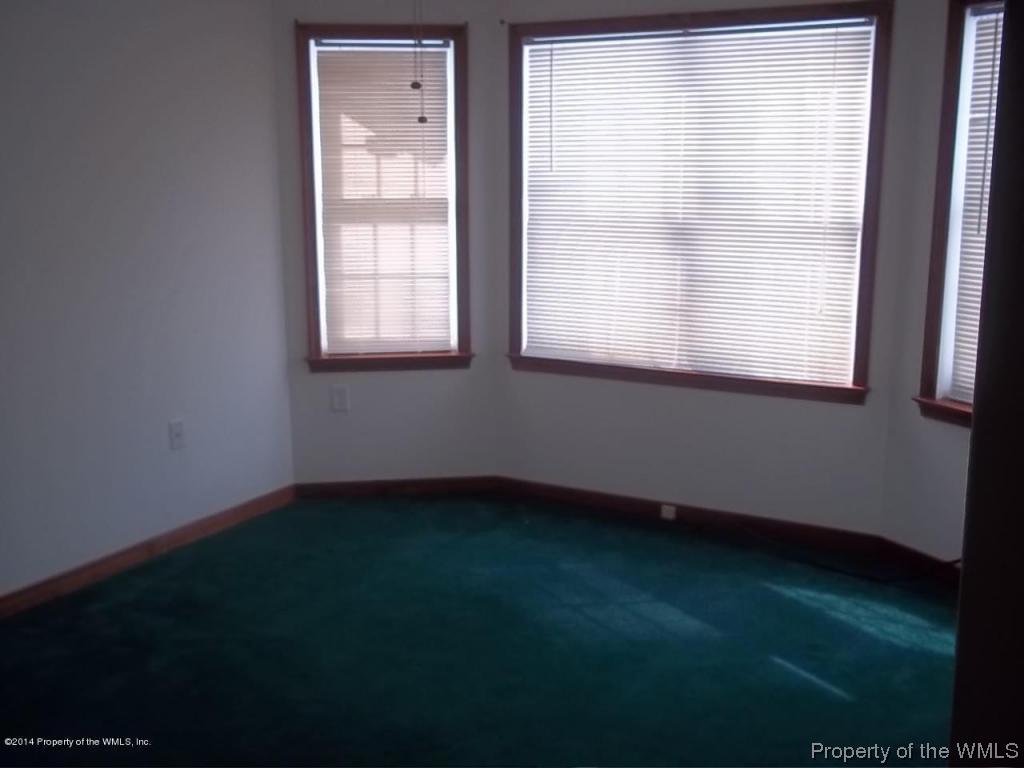 10203 Robins Neck Road Gloucester, VA 23061 - Photo 8 of 12 Gallery Image 8