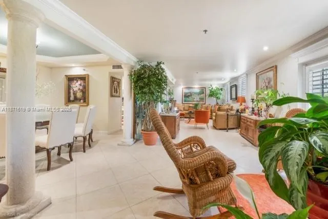 $1,375,000 | 1400 Salzedo Street, Unit 305, Coral Gables, FL 33134