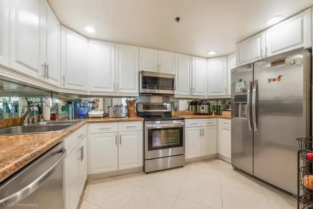 $1,375,000 | 1400 Salzedo Street, Unit 305, Coral Gables, FL 33134