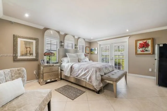 $1,375,000 | 1400 Salzedo Street, Unit 305, Coral Gables, FL 33134