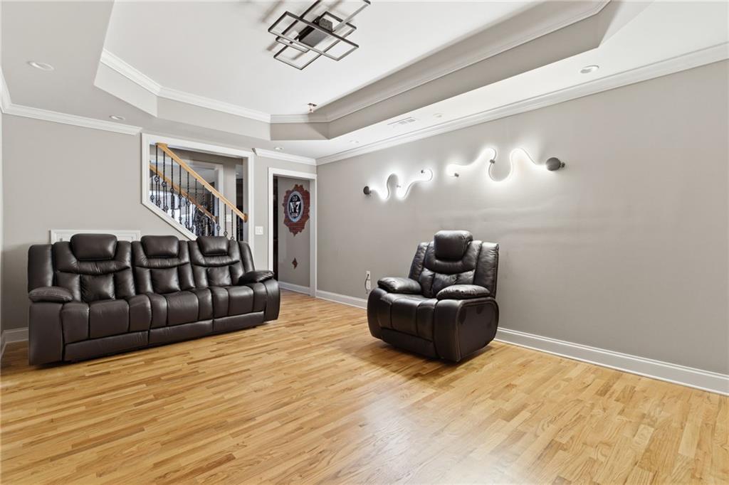 1607 Oak Grove Road Decatur, GA 30033 - Photo 37 of 71 a living room with furniture