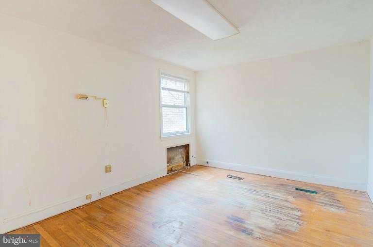 7227 Harford Road Baltimore, MD 21234 - Photo 18 of 23 Bedroom