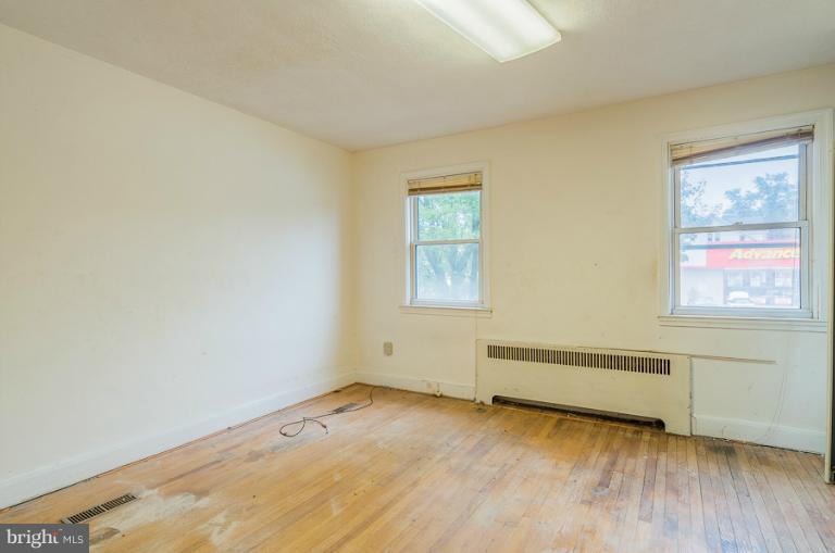 7227 Harford Road Baltimore, MD 21234 - Photo 10 of 23 Bedroom