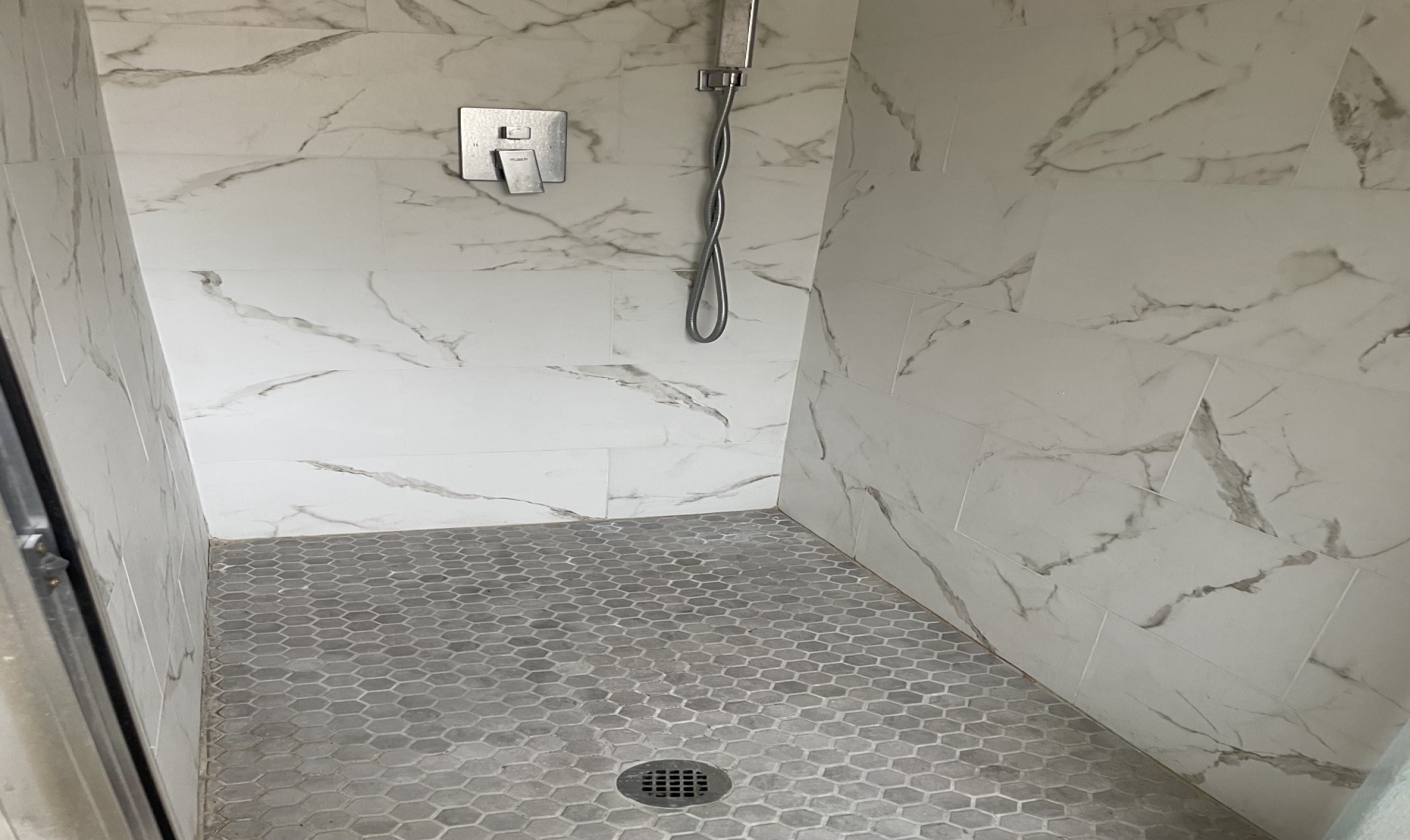 5926 Yorkgate Drive Spring, TX 77373 - Photo 8 of 13 MASTER SHOWER