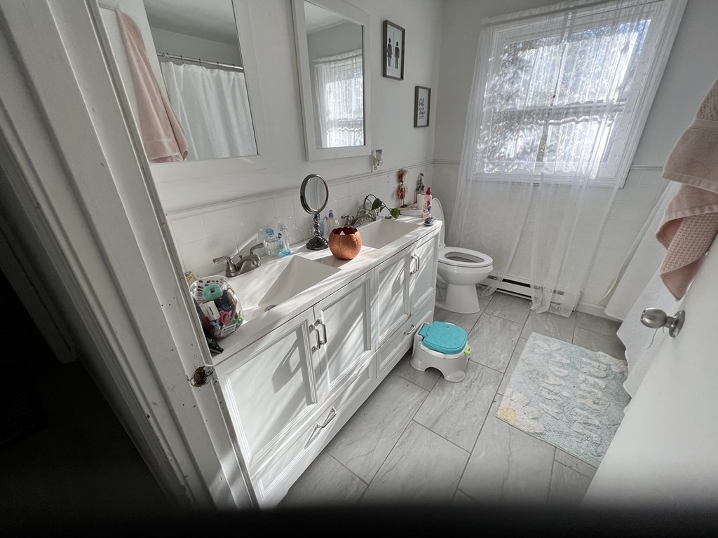186 Westcott Road Scituate, RI 02857 - Photo 9 of 12