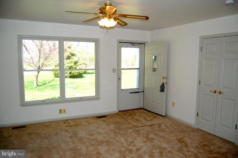 3461 Ebenezer Road Fallston, MD 21047 - Photo 25 of 25 Entrance / Foyer