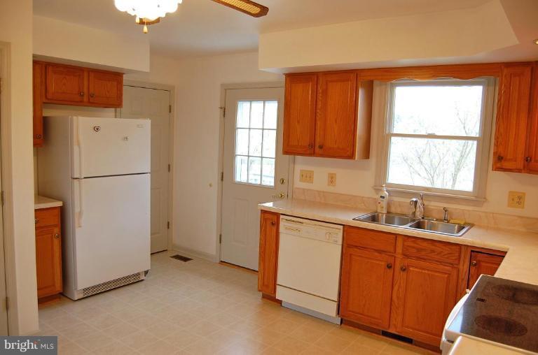 3461 Ebenezer Road Fallston, MD 21047 - Photo 9 of 25 Kitchen #2