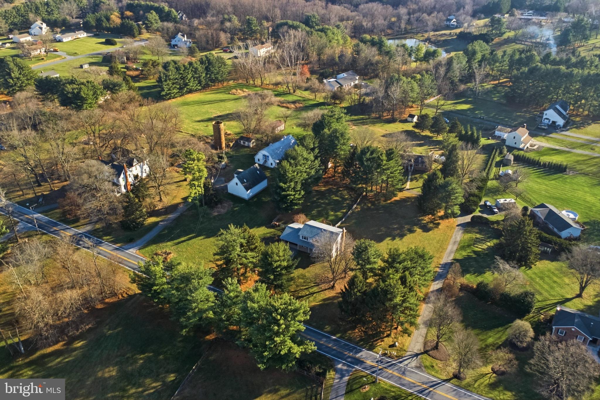 16329 Old Frederick Road Mount Airy, MD 21771 - Photo 7 of 11