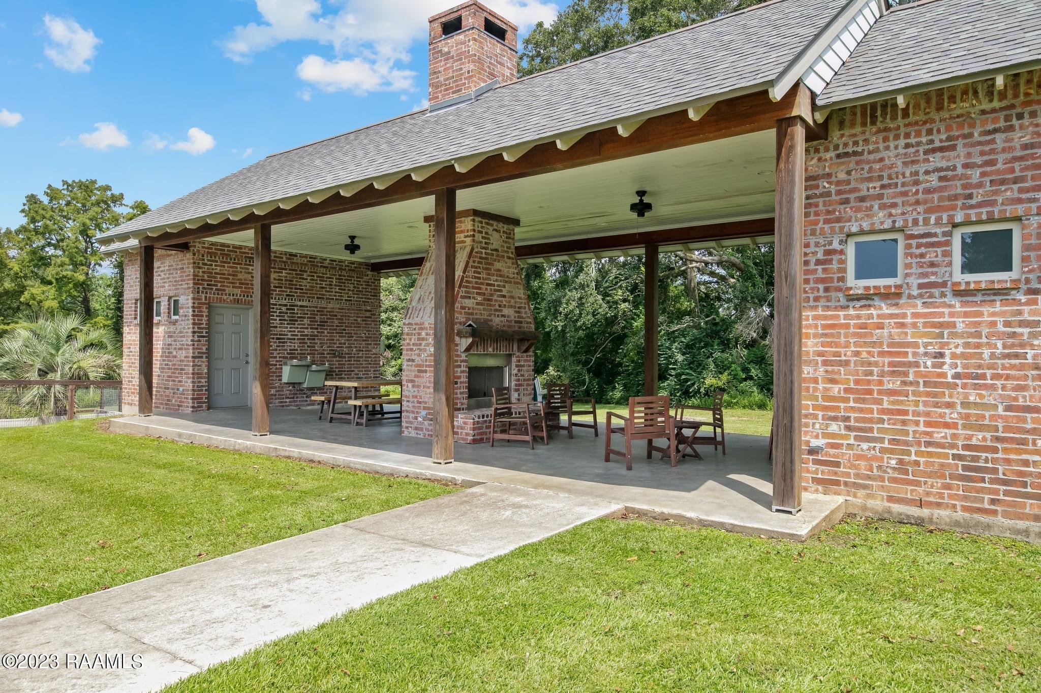 106 Reservoir Road Broussard, LA 70518 - Photo 43 of 44 78556D40-95A3-4D74-ABAA-474936F67B4F