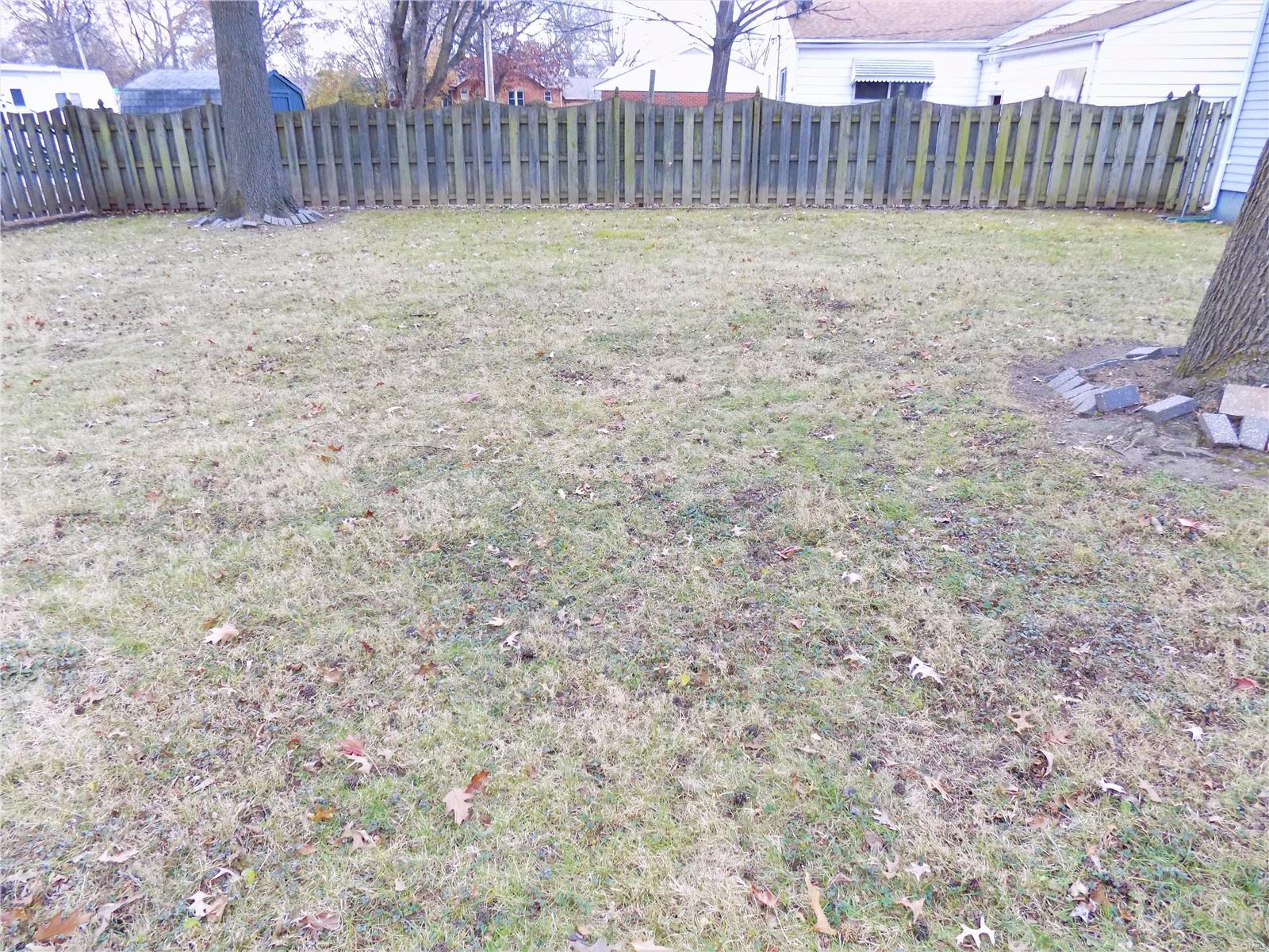 1855 Spring Avenue Granite City, IL 62040 - Photo 6 of 42 Gallery Image 6