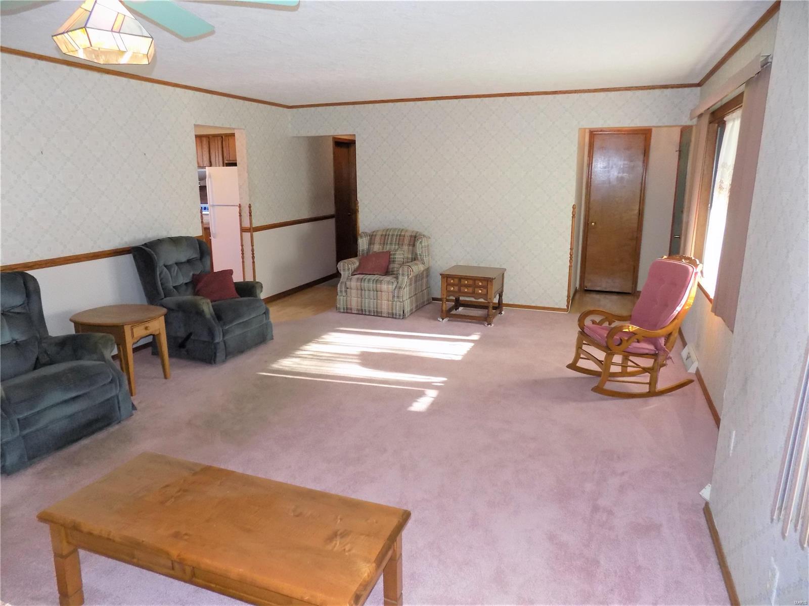 1855 Spring Avenue Granite City, IL 62040 - Photo 8 of 42 Gallery Image 8