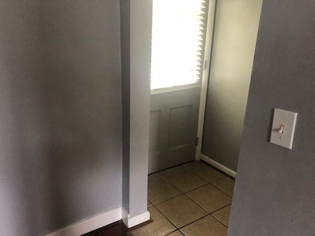 833 Ritterskamp Avenue Vincennes, IN 47591 - Photo 4 of 14 Gallery Image 4