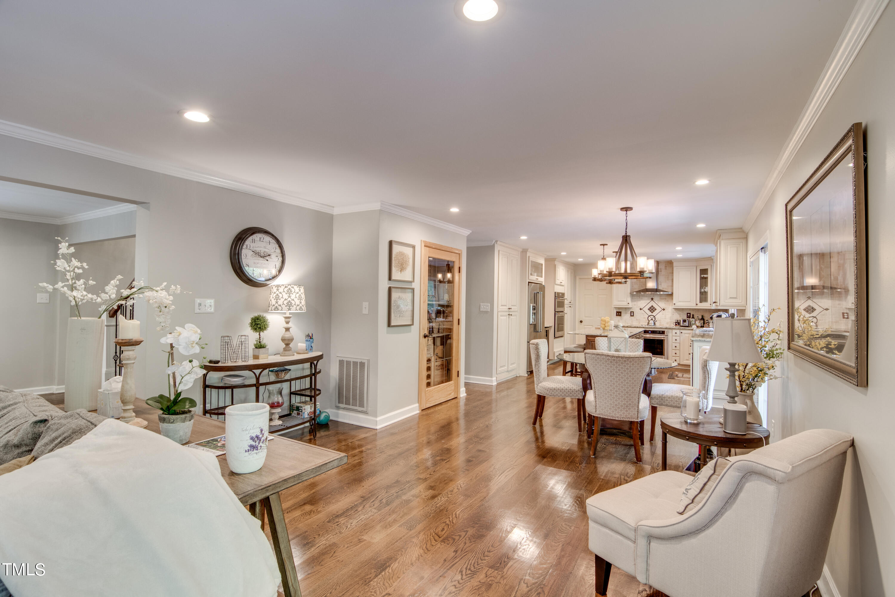 1215 Little Creek Road Durham, NC 27713 - Photo 14 of 77 20