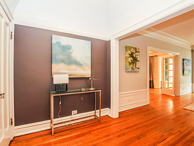 516 West Surf Street, Unit 1 Chicago, IL 60657 - Photo 2 of 20