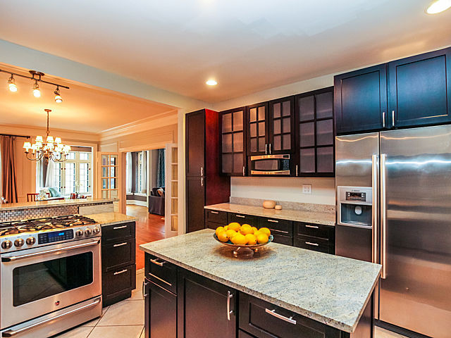 516 West Surf Street, Unit 1 Chicago, IL 60657 - Photo 8 of 20