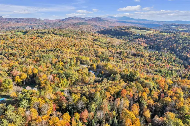 $295,000 | 1282 Calais Road, Marshfield, VT 05658