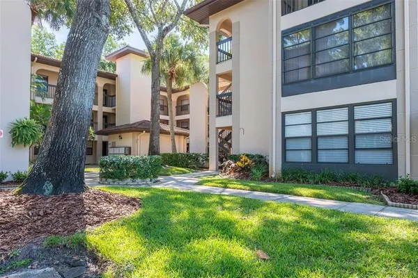 $1,800 | 3399 Mermoor Drive, Unit 206, Palm Harbor, FL 34685